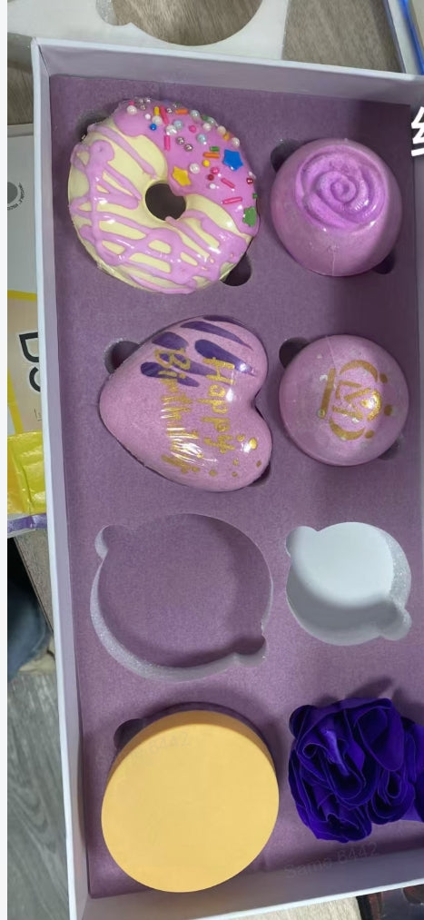 LUVME VIP Birthday Bath Ball Set